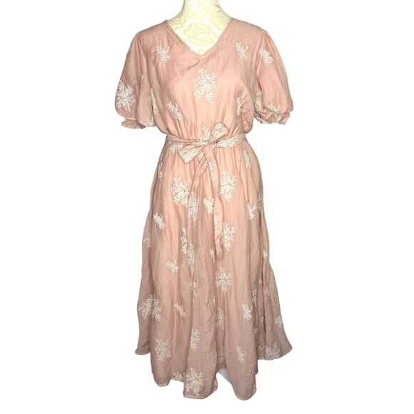 Orange Creek Dresses & Skirts - Orange Creek Midi Dress Fit Flare Embroidered Puff Sleeve Blush Peach S